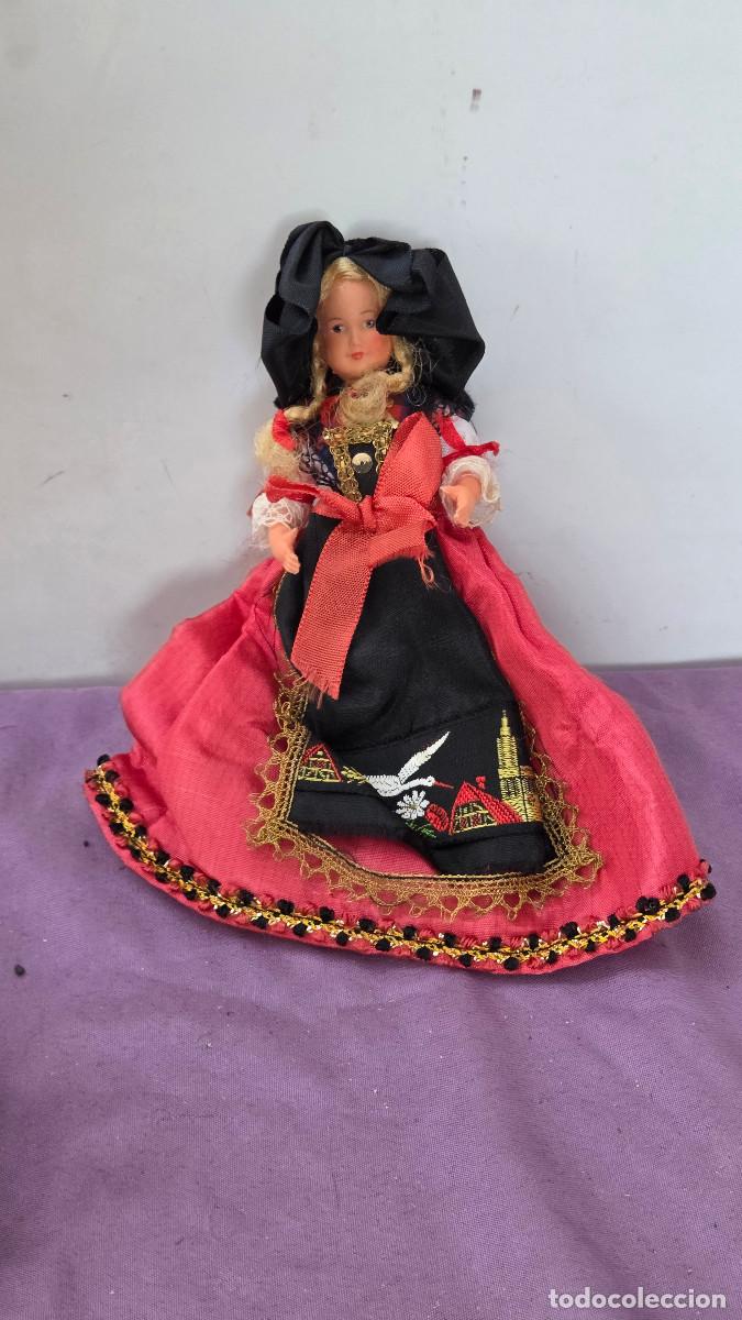 Mu&ntilde;eca espa&ntilde;ola clasica: mu&ntilde;eca de los a&ntilde;os 70 coleccion