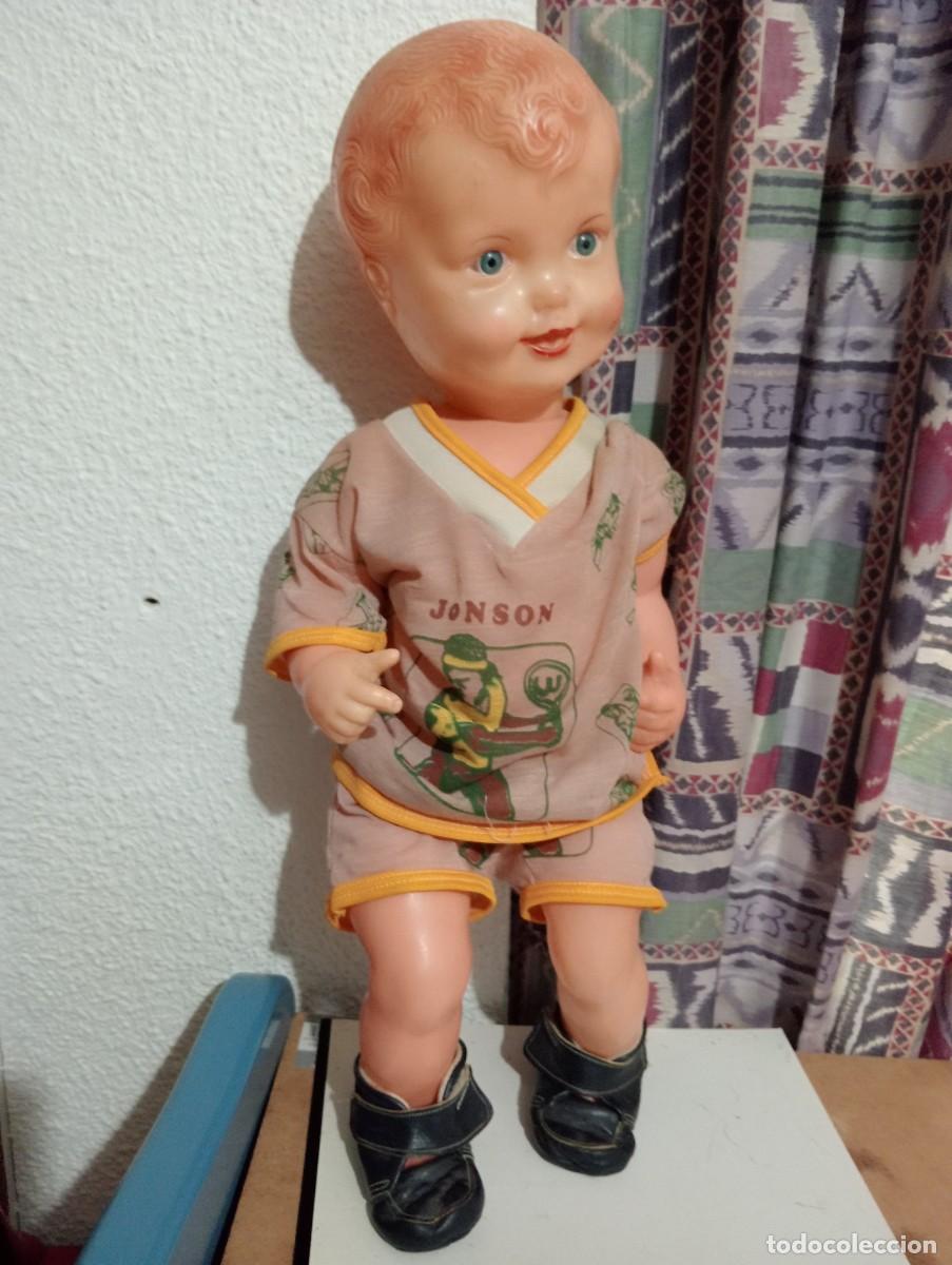 Mu&ntilde;eca espa&ntilde;ola clasica: Antiguo mu&ntilde;eco de plastico ( 50 cm.