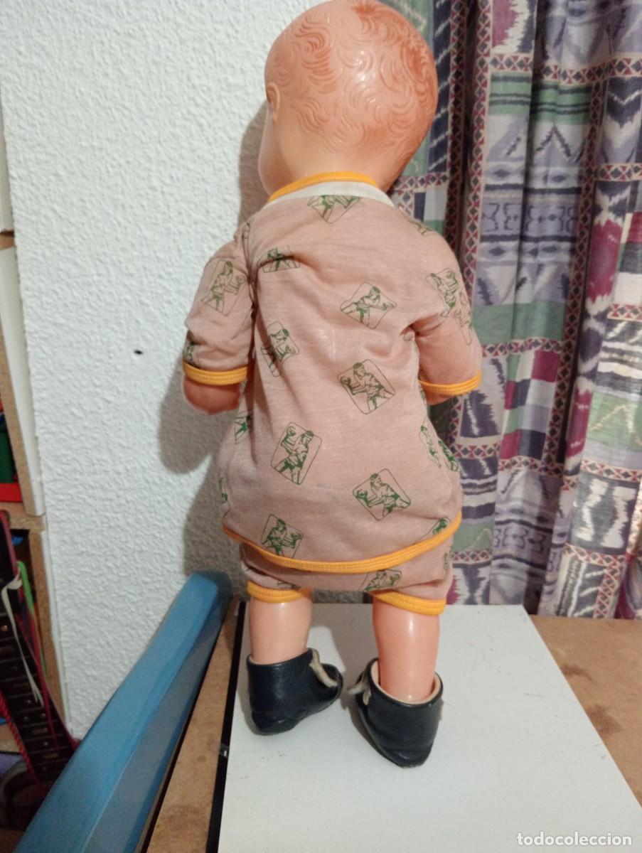 Mu&ntilde;eca espa&ntilde;ola clasica: Antiguo mu&ntilde;eco de plastico ( 50 cm. - Foto 2
