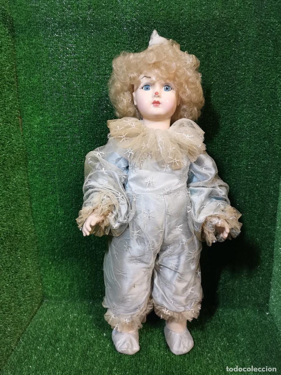 Mu&ntilde;eca espa&ntilde;ola clasica: mu&ntilde;eca porcelana pierrot antigua