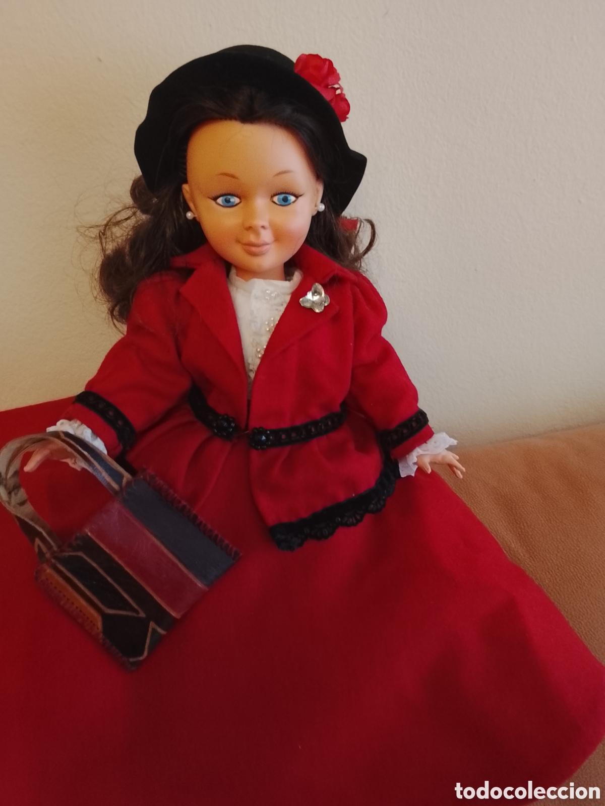 Mu&ntilde;eca espa&ntilde;ola clasica: Mu&ntilde;eca Mary Poppins ,a&ntilde;os 60,sellada Disney .Ver fotos y leer descripci&oacute;n .