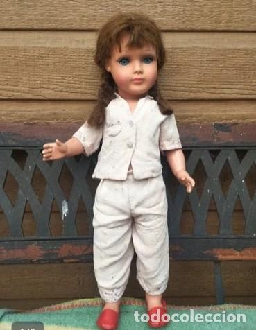 Mu&ntilde;eca espa&ntilde;ola clasica: Mu&ntilde;eca antigua Chelito cart&oacute;n piedra / Epoca Gisela y Mariquita Perez