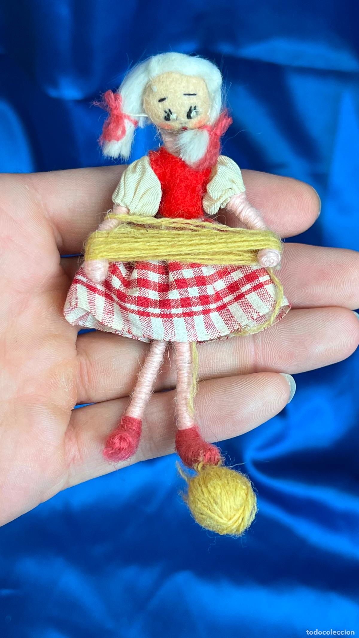 Mu&ntilde;eca espa&ntilde;ola clasica: MU&Ntilde;ECA ARTESANAL HECHA DE HILO Y LANA