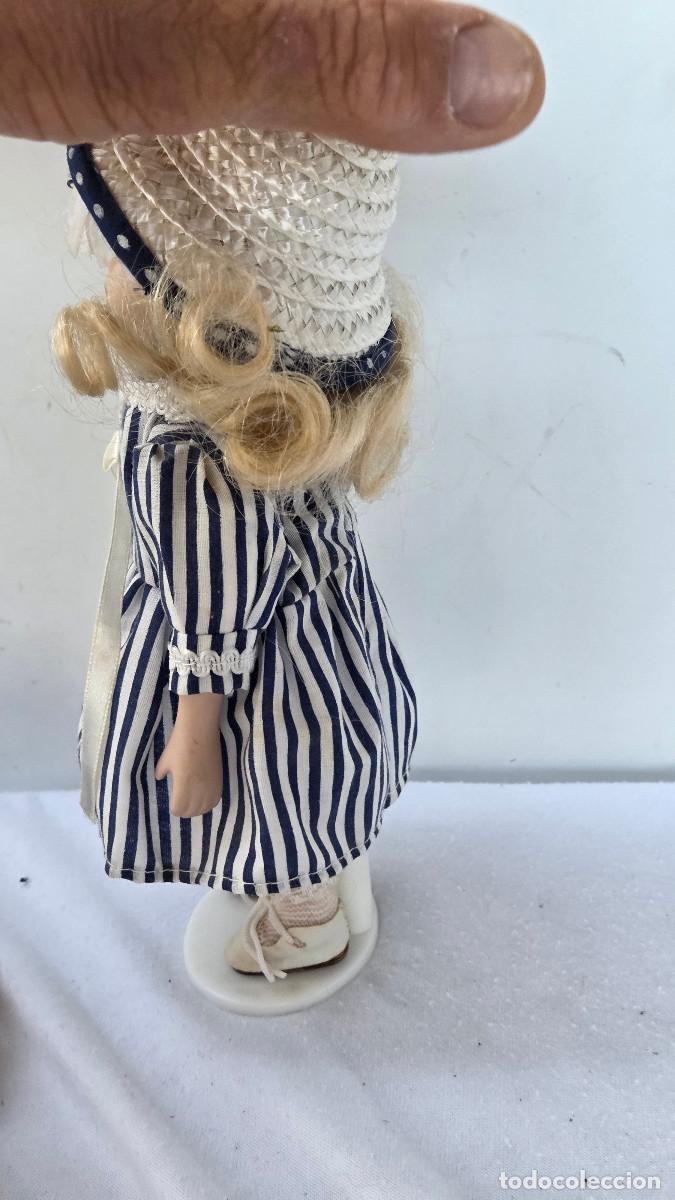 Mu&ntilde;eca espa&ntilde;ola clasica: mu&ntilde;eca de coleccion de porcelana - Foto 4