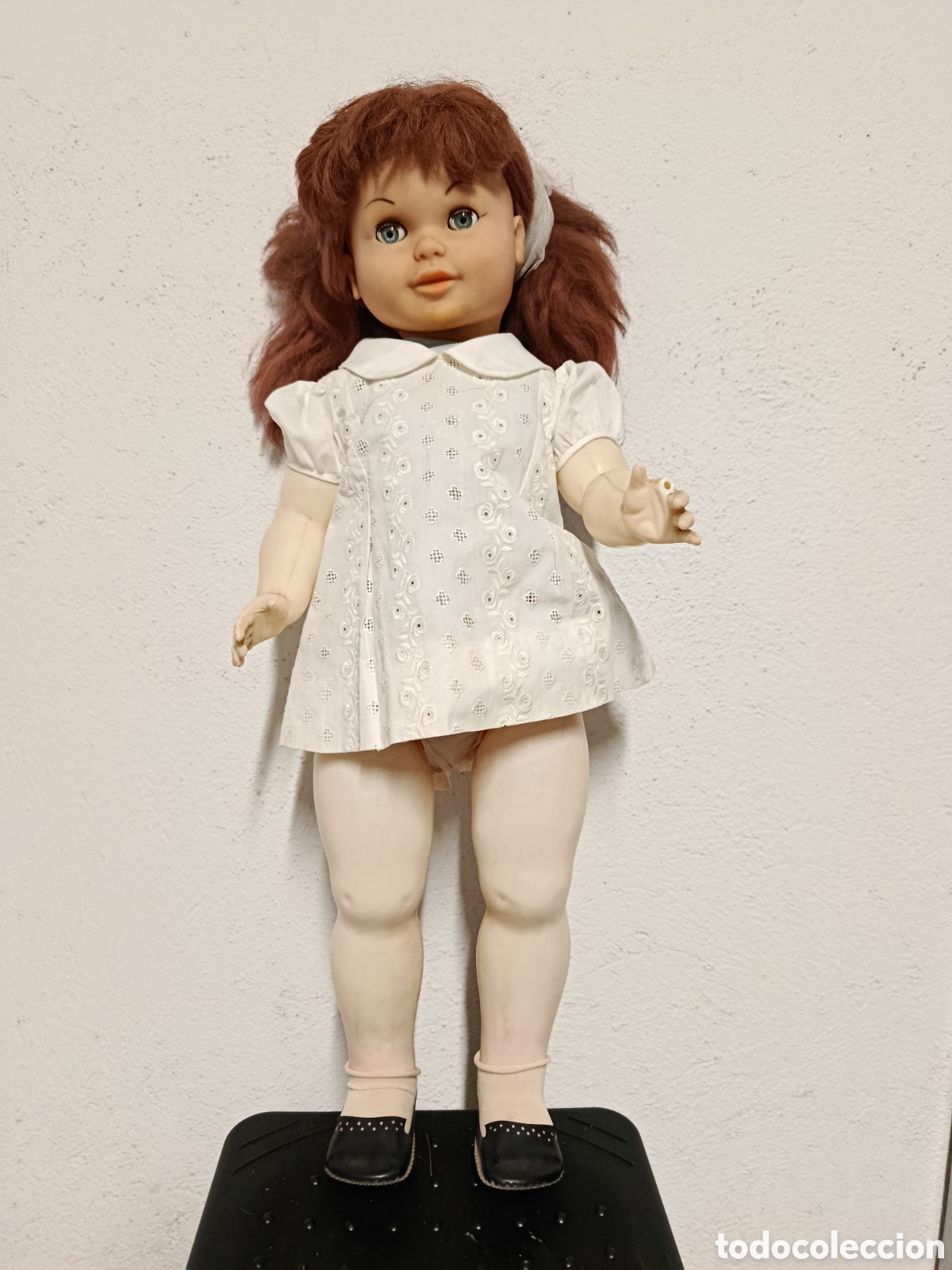 Mu&ntilde;eca espa&ntilde;ola clasica: antigua mu&ntilde;eca de gran tama&ntilde;o