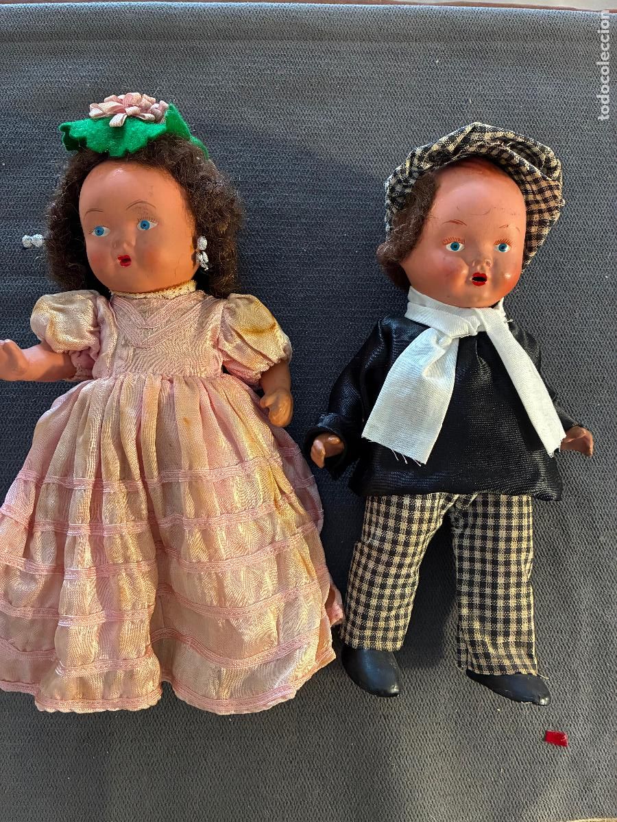 Mu&ntilde;eca espa&ntilde;ola clasica: dos mu&ntilde;ecos de terracota uno vestido de chulapo madrile&ntilde;o todo cer&aacute;mica miden 23 cm