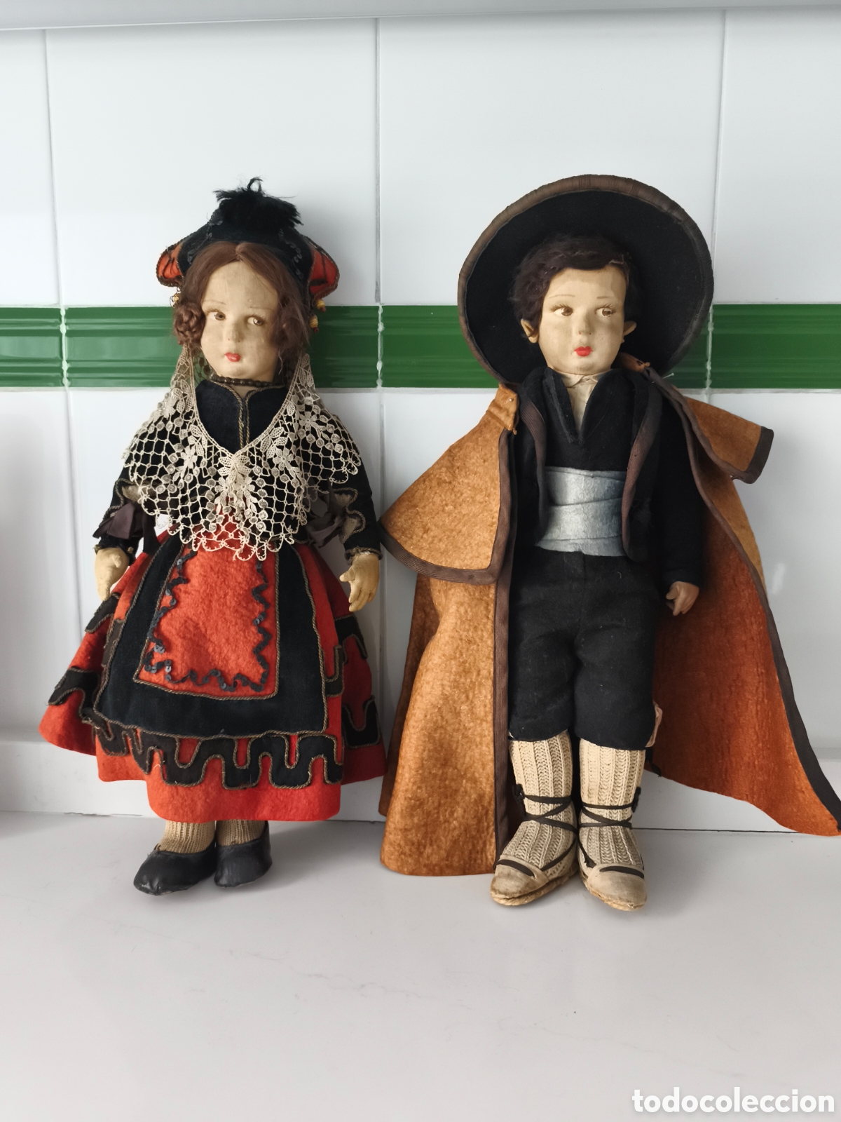 Mu&ntilde;eca espa&ntilde;ola clasica: Antigua pareja de mu&ntilde;ecos de la casa Pag&eacute;s 1920, con toda la ropa original en muy buen estado