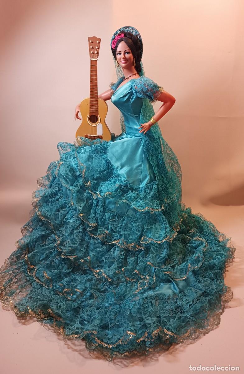 Mu&ntilde;eca espa&ntilde;ola clasica: Mu&ntilde;eca antigua Gitana de Marin de 68 cm, como nueva