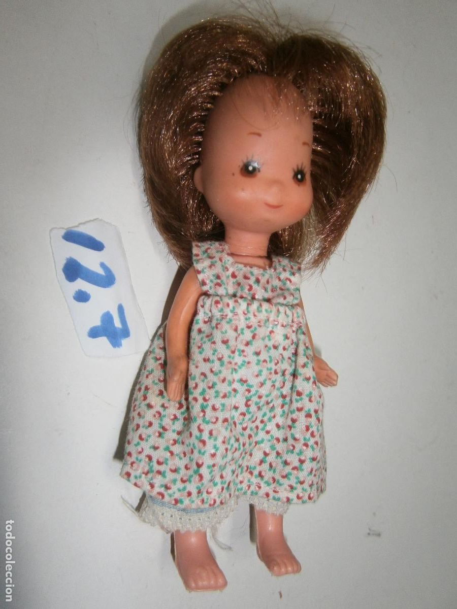 Mu&ntilde;eca espa&ntilde;ola clasica: LAURA DE LAS MONTA&Ntilde;AS