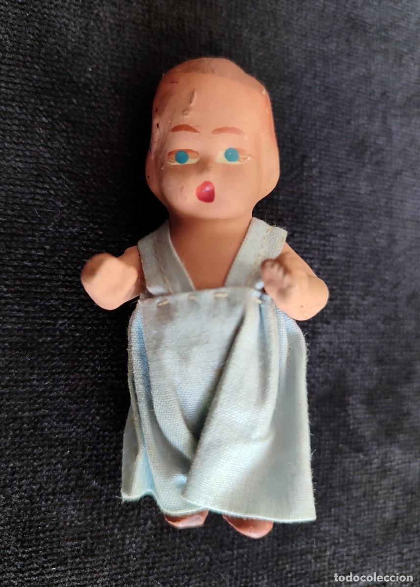 Mu&ntilde;eca espa&ntilde;ola clasica: ANTIGUA Y PEQUE&Ntilde;A MU&Ntilde;ECA DE TERRACOTA. 7,5 cm. A&Ntilde;OS 20. CER&Aacute;MICA, BARRO