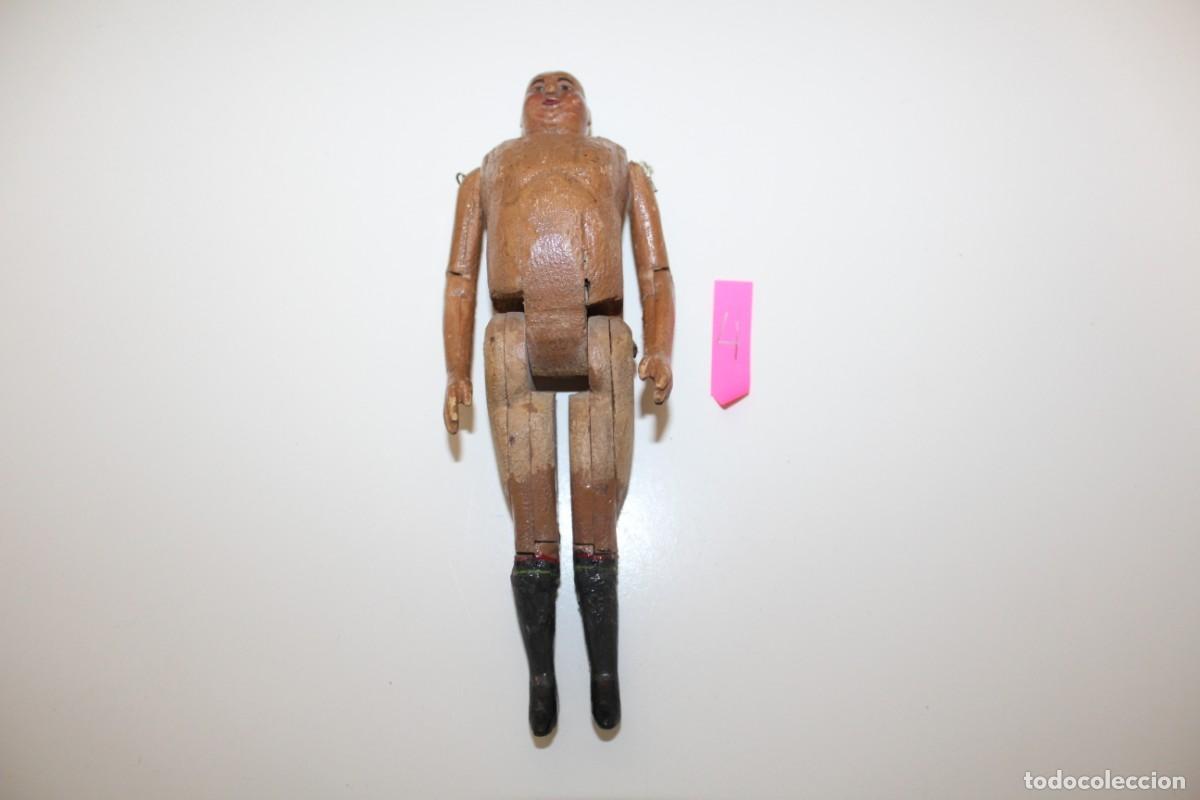 Mu&ntilde;eca espa&ntilde;ola clasica: ANTIGUO MU&Ntilde;ECO DE MADERA ARTICULADO
