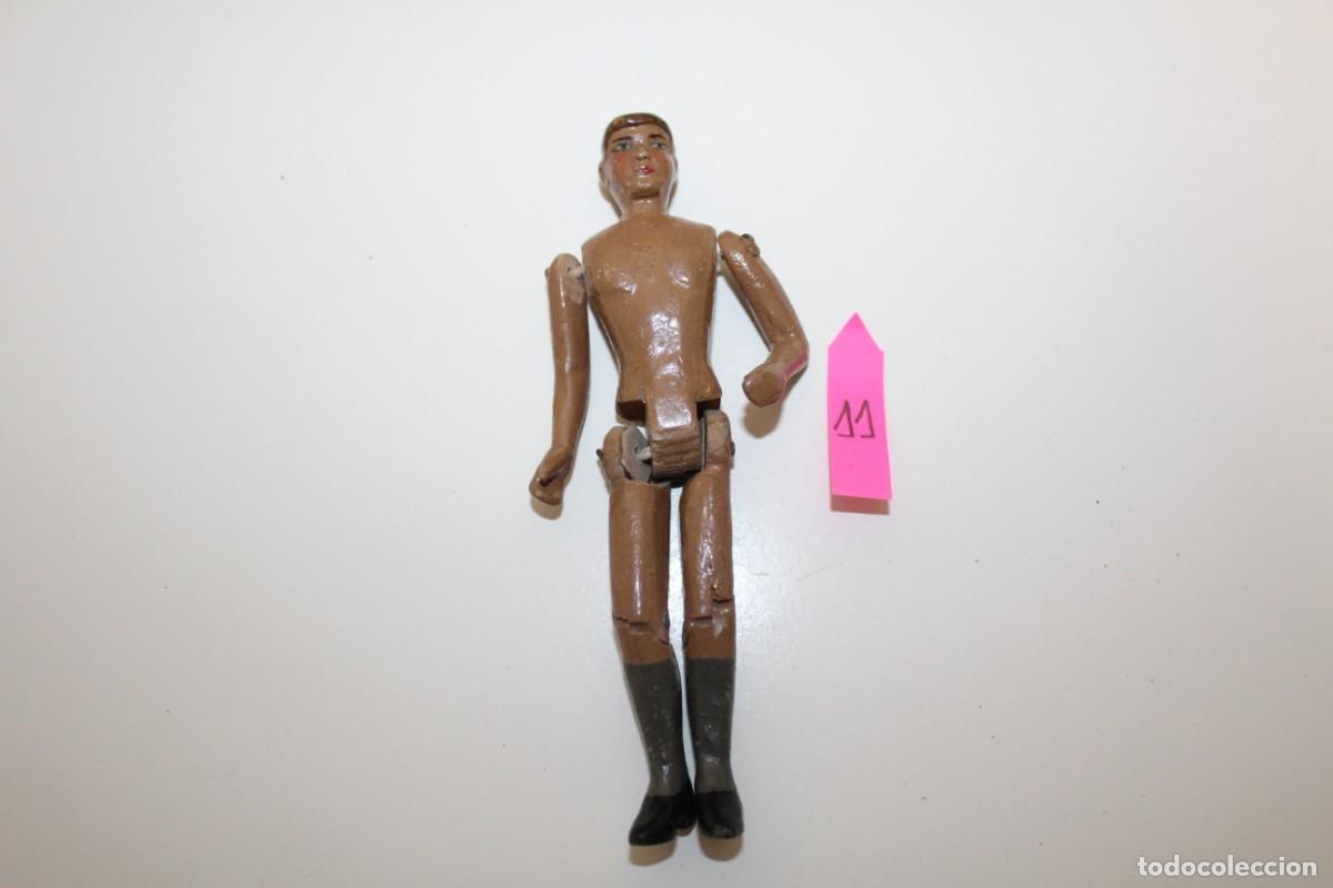 Mu&ntilde;eca espa&ntilde;ola clasica: ANTIGUO MU&Ntilde;ECO DE MADERA ARTICULADO