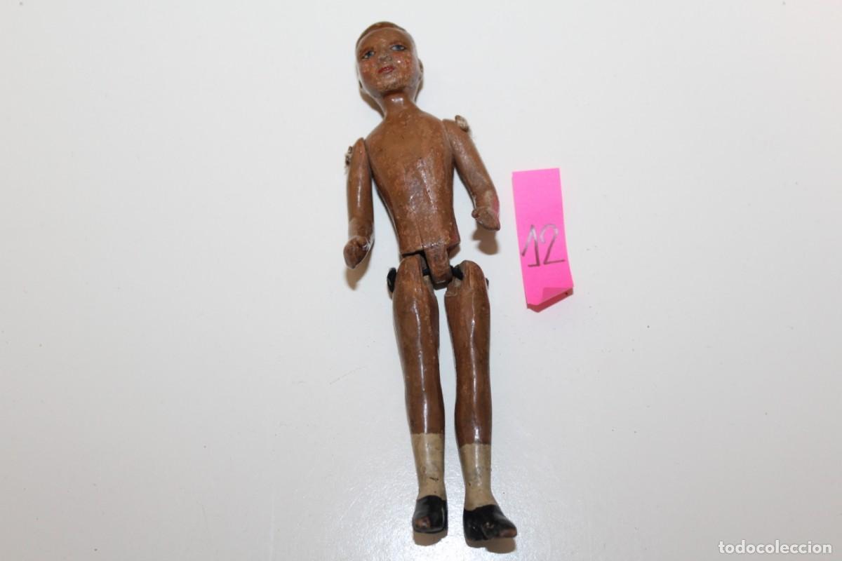 Mu&ntilde;eca espa&ntilde;ola clasica: ANTIGUO MU&Ntilde;ECO DE MADERA ARTICULADO