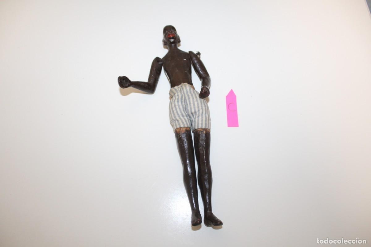 Mu&ntilde;eca espa&ntilde;ola clasica: ANTIGUO MU&Ntilde;ECO DE MADERA ARTICULADO NEGRO