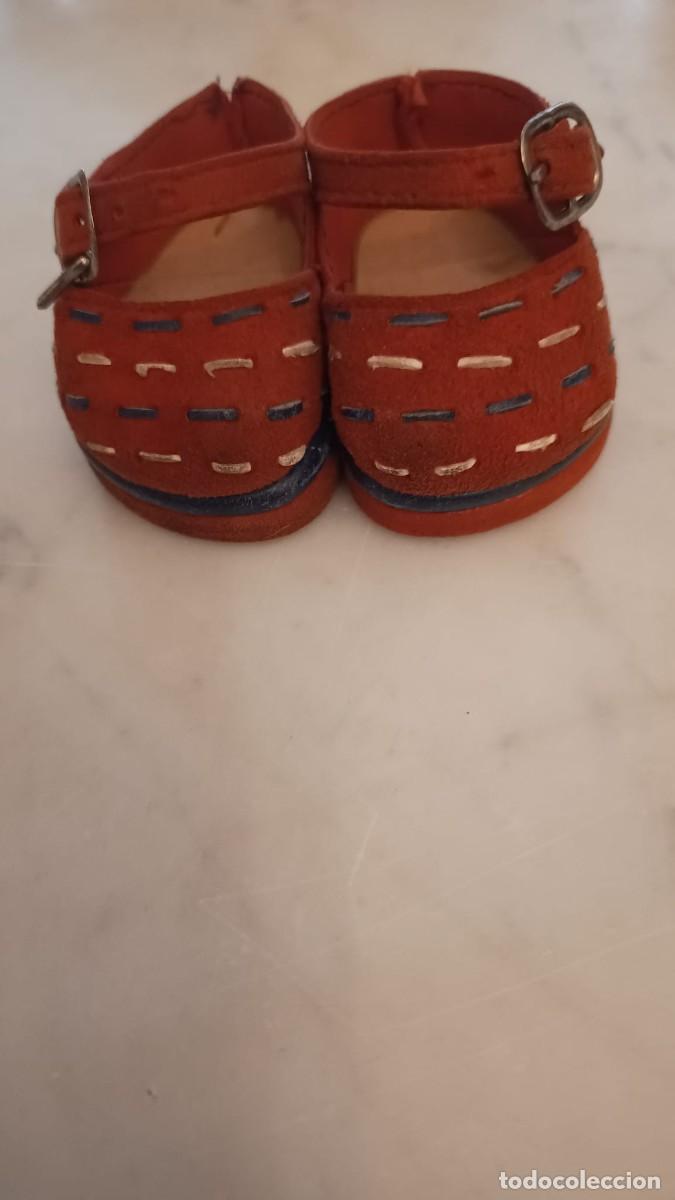 Mu&ntilde;eca Gisela: Zapatos de la mu&ntilde;eca Gisela. - Foto 1