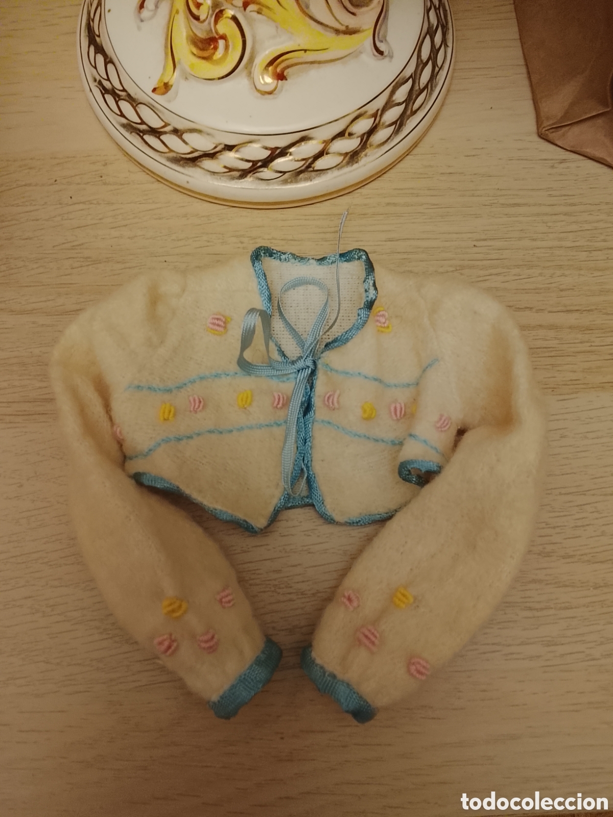 Mu&ntilde;eca Gisela: Antigua torera de Gisela .Es de lanilla y va bordada .Ver fotos y leer descripci&oacute;n. .