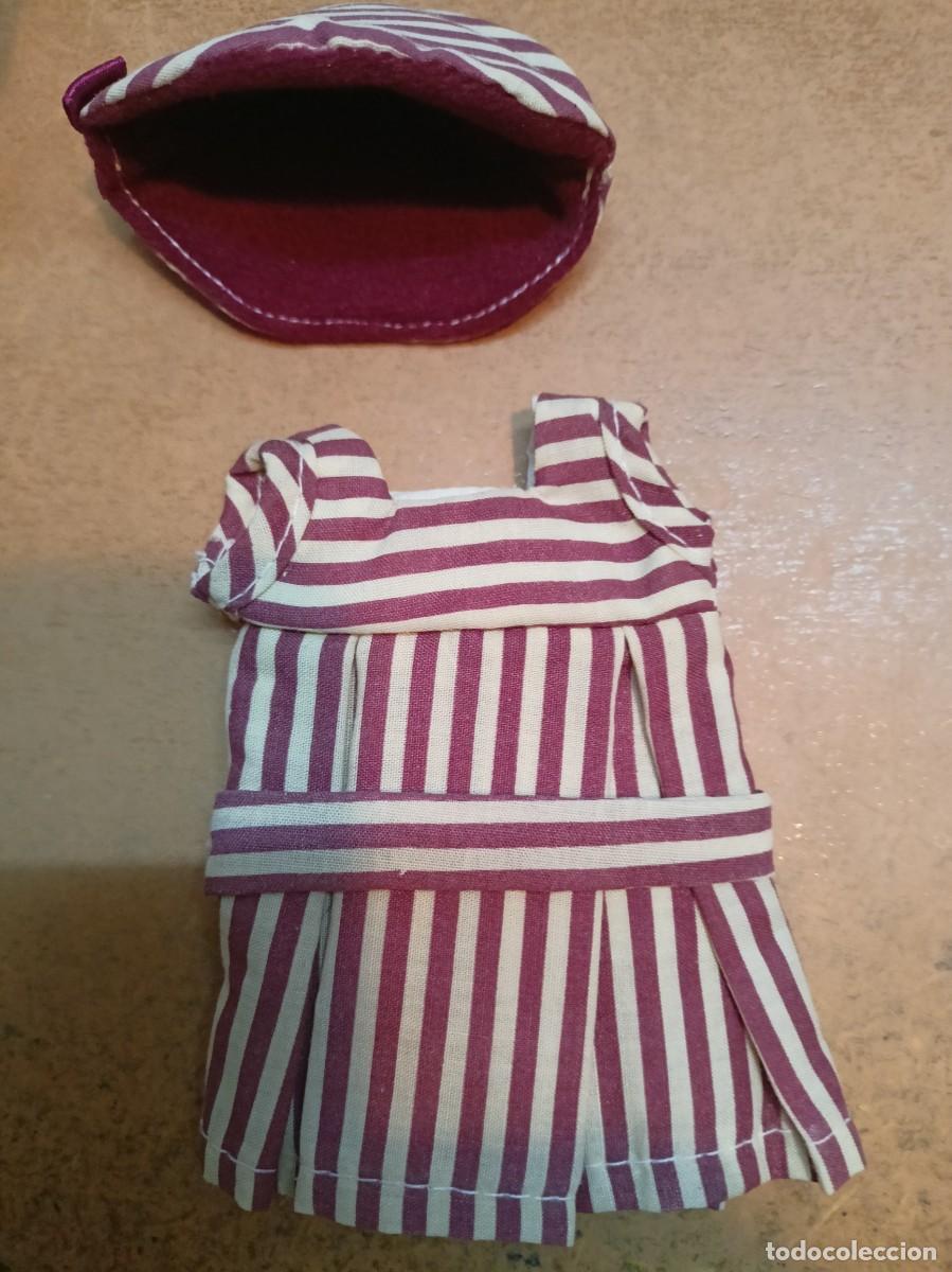 Poup&eacute;e Mariquita P&eacute;rez et Juanin: Vestido y sombrero mini Mariquita Perez 20 cms.