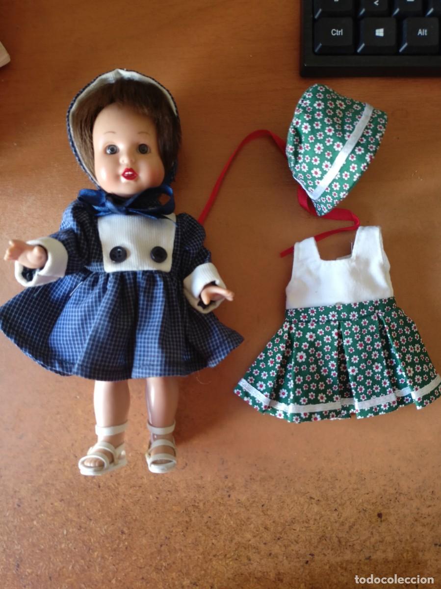 Mu&ntilde;eca Mariquita P&eacute;rez y Juanin: Mini Mariquita Perez 20 cms. totalmente vestida + otro conjunto