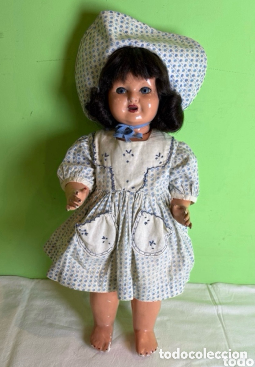 Mu&ntilde;eca Mariquita P&eacute;rez y Juanin: Antigua mu&ntilde;eca de cart&oacute;n piedra posiblemente mariquita P&eacute;rez o similar a&ntilde;os 50.