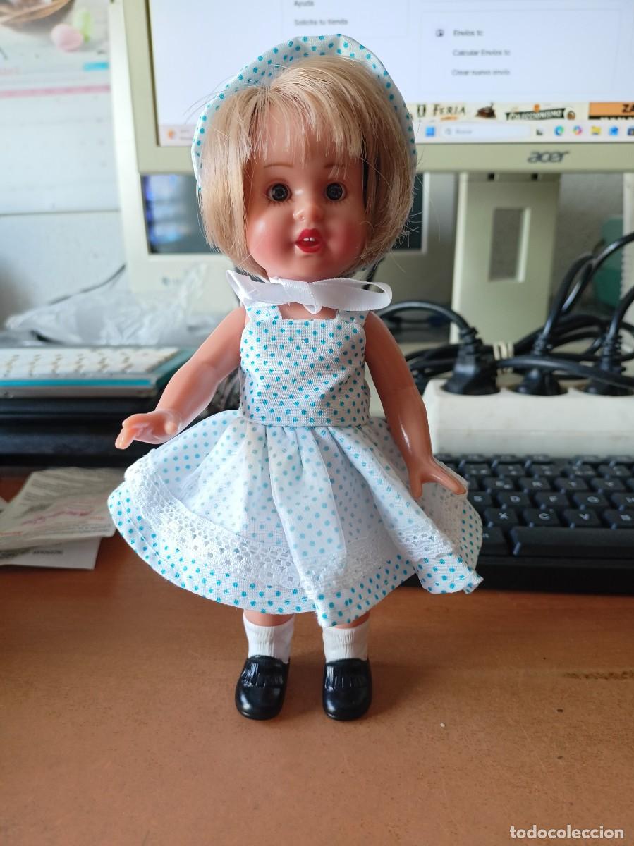 Mu&ntilde;eca Mariquita P&eacute;rez y Juanin: Mini Mariquita Perez 20 cms. rubia totalmente vestida.