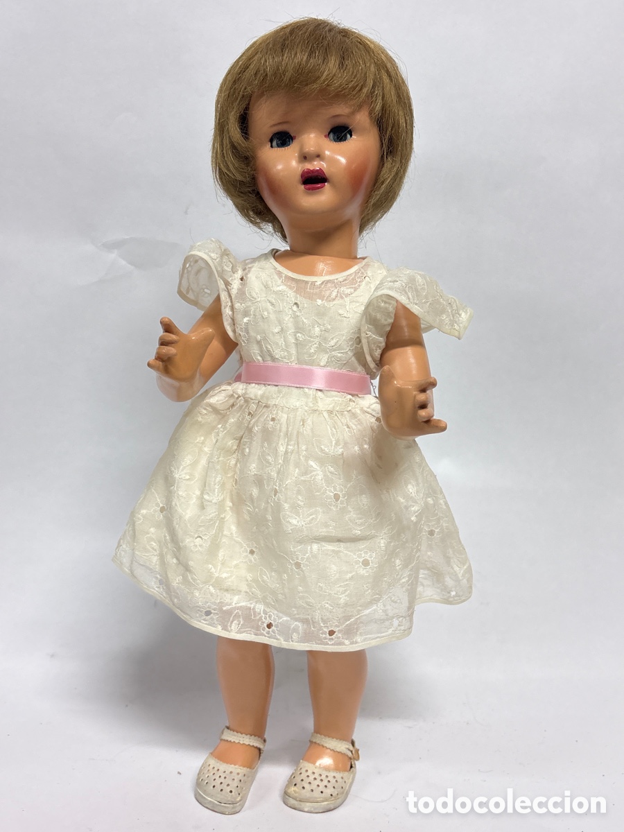 Mu&ntilde;eca Mariquita P&eacute;rez y Juanin: Antigua mu&ntilde;eca Mariquita P&eacute;rez, &uacute;ltimo modelo en cart&oacute;n piedra, Toda de origen .a&ntilde;os 60. Mide 46 cm