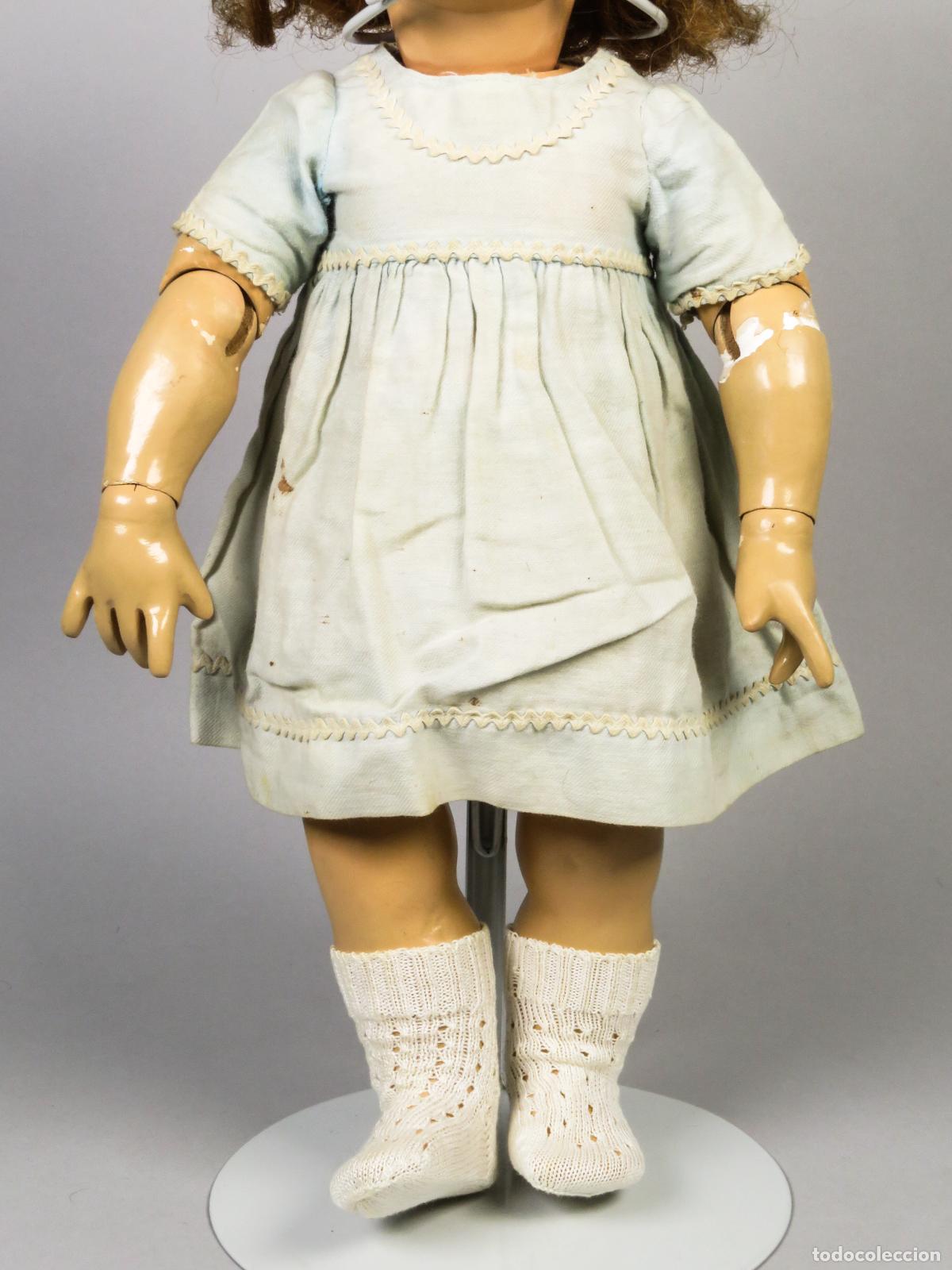 Mu&ntilde;eca Mariquita P&eacute;rez y Juanin: Vestido azul ribete blanco Mariquita P&eacute;rez con braga azul y calcetines hilo a&ntilde;os 40
