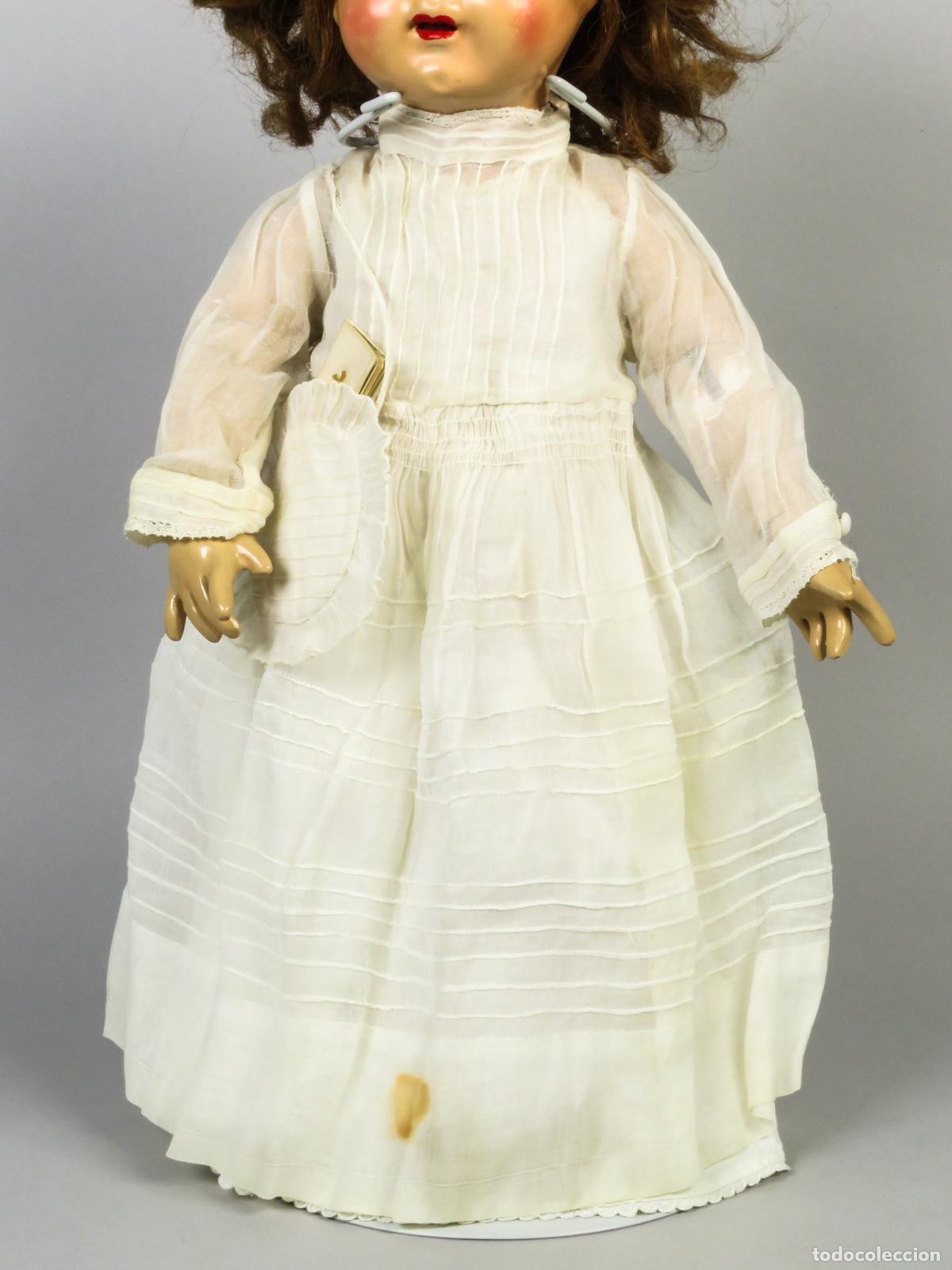 Mu&ntilde;eca Mariquita P&eacute;rez y Juanin: Vestido Primera Comuni&oacute;n Mariquita P&eacute;rez con limosnero y misal a&ntilde;os 40