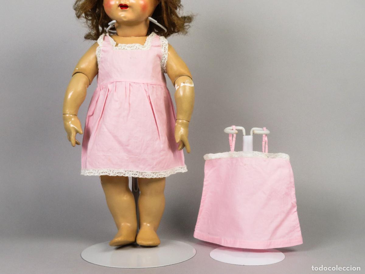 Mu&ntilde;eca Mariquita P&eacute;rez y Juanin: Combinaci&oacute;n rosa con camiseta Mariquita P&eacute;rez a&ntilde;os 40 - 50