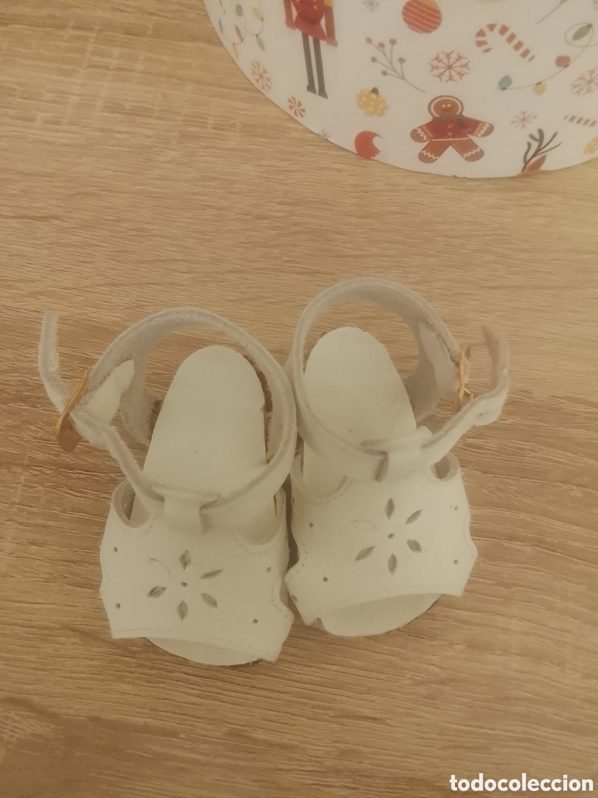 Mu&ntilde;eca Mariquita P&eacute;rez y Juanin: Aut&eacute;nticas sandalias de piel de Mariquita de 45 cent , del a&ntilde;o 1998