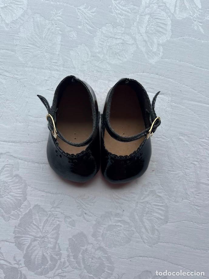 Mu&ntilde;eca Mariquita P&eacute;rez y juanin: Zapatos charol Mariquita P&eacute;rez / Reedici&oacute;n a&ntilde;o 2000 /