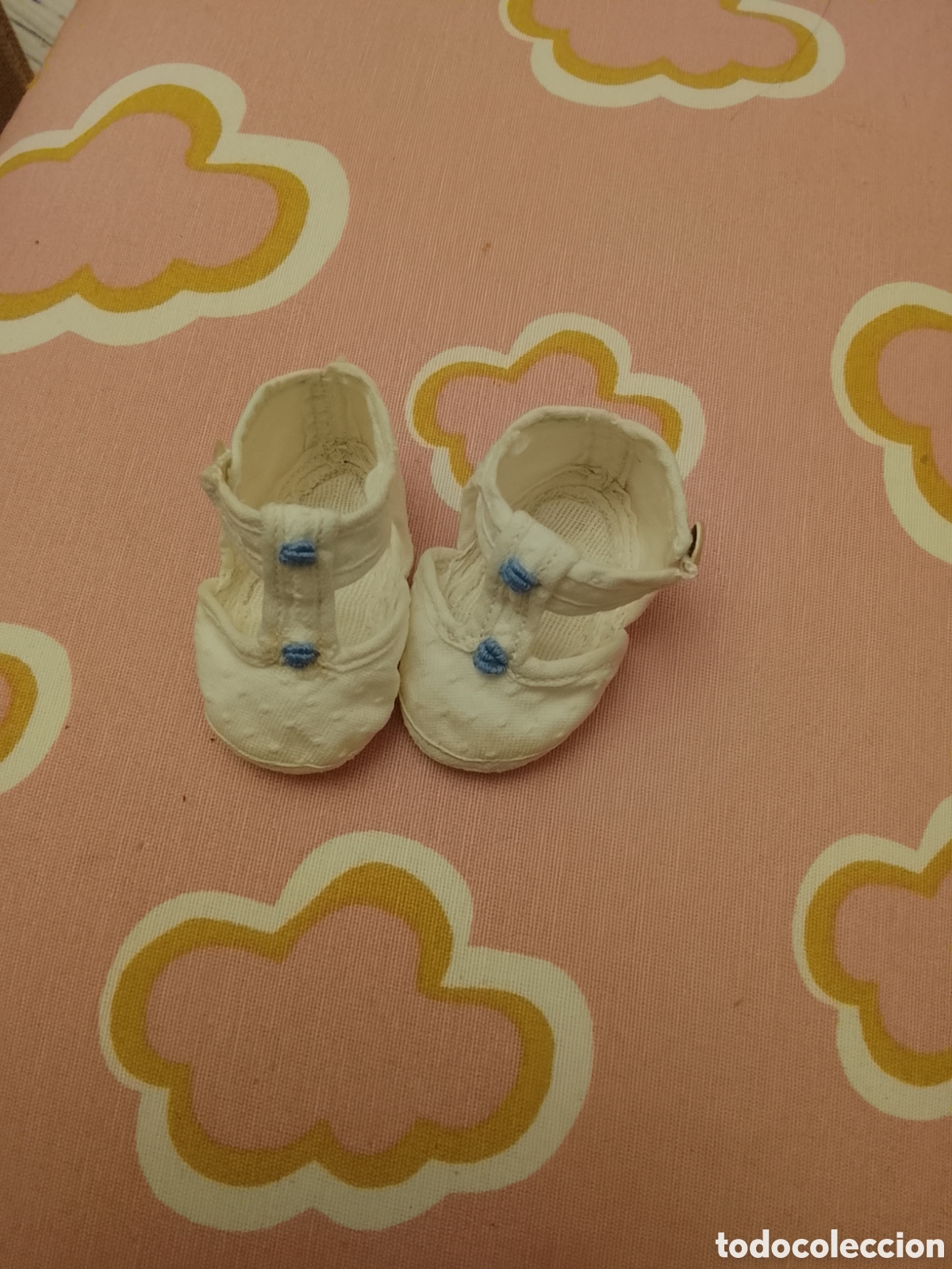 Mu&ntilde;eca Mariquita P&eacute;rez y juanin: Aut&eacute;nticos zapatitos de Juanin bebe .