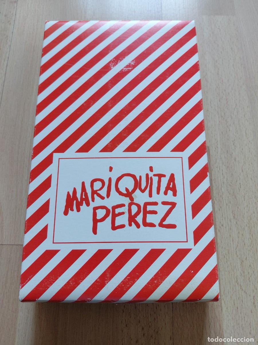 Mu&ntilde;eca Mariquita P&eacute;rez y juanin: Lote de vestidos y ropa de la mu&ntilde;eca Mariquita P&eacute;rez