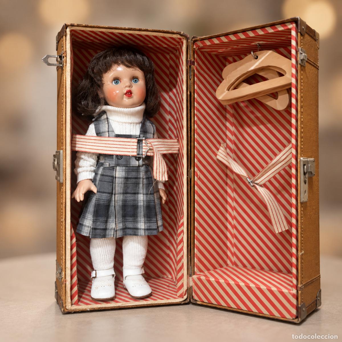 Mu&ntilde;eca Mariquita P&eacute;rez y juanin: MU&Ntilde;ECA MARIQUITA PEREZ ORIGINAL COMO NUEVA, MUY ANTIGUA CON BAUL ORIGINAL Y CAJA DE CARTON