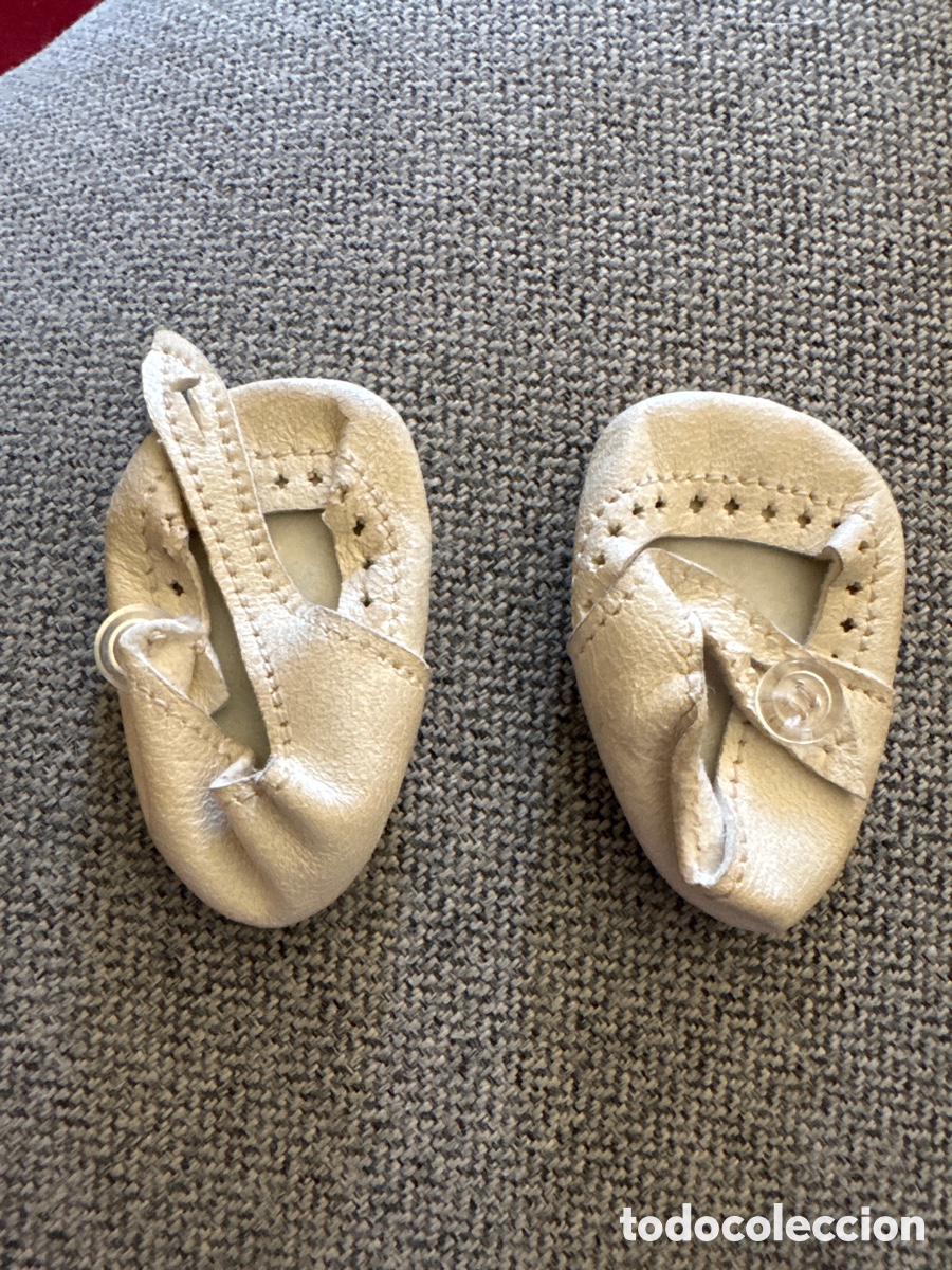 Mu&ntilde;eca Mariquita P&eacute;rez y juanin: Zapatos Marquita P&eacute;rez Zapatos blancos de piel. ASM