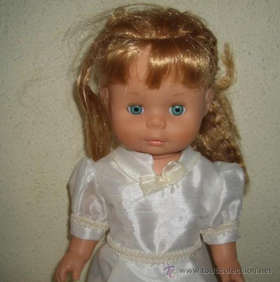 Mu&ntilde;ecas Lesly y Barriguitas: MU&Ntilde;ECA DE FAMOSA DE COMUNI&Oacute;N - Foto 2