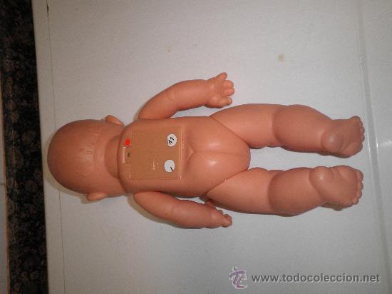 Mu&ntilde;ecas Lesly y Barriguitas: MU&Ntilde;ECO DE FAMOSA &middot; no funciona - Foto 2