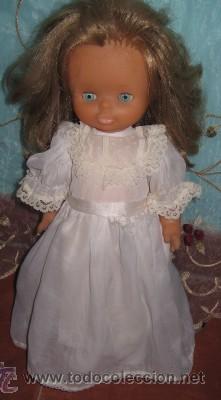 Mu&ntilde;ecas Lesly y Barriguitas: MU&Ntilde;ECA DE FAMOSA DE 1&ordf; COMUNI&Oacute;N - Foto 1