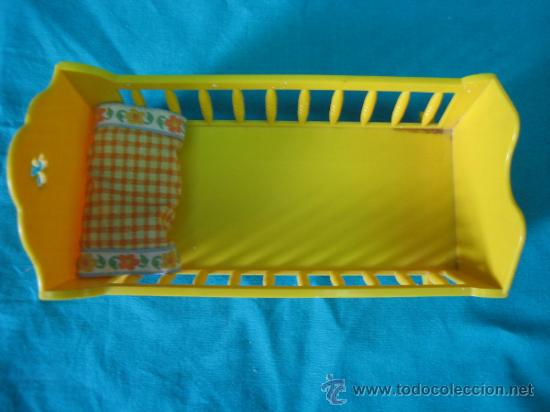 Mu&ntilde;ecas Lesly y Barriguitas: Cuna antigua para Barriguitas - Foto 2