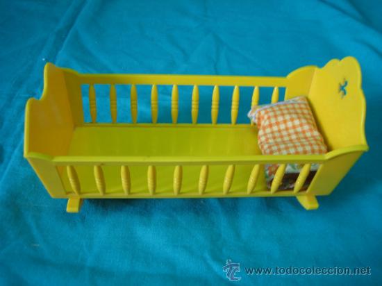 Mu&ntilde;ecas Lesly y Barriguitas: Cuna antigua para Barriguitas - Foto 4