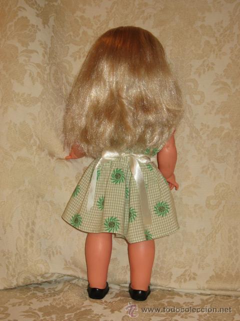 Mu&ntilde;ecas Lesly y Barriguitas: MU&Ntilde;ECA ANDADORA DE FAMOSA - Foto 3