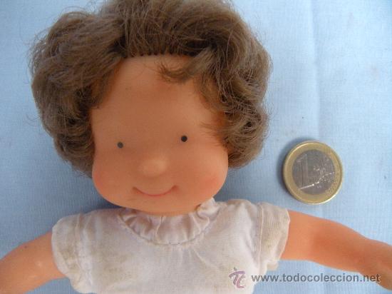 Mu&ntilde;ecas Lesly y Barriguitas: MU&Ntilde;ECA MU&Ntilde;ECAS DE FAMOSA LOTE DE 2 - Foto 8