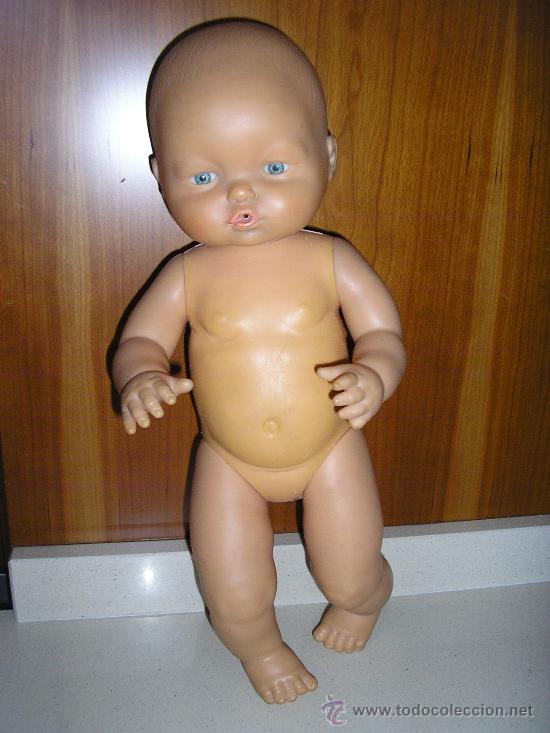 Mu&ntilde;ecas Lesly y Barriguitas: MU&Ntilde;ECO DE FAMOSA - Foto 1