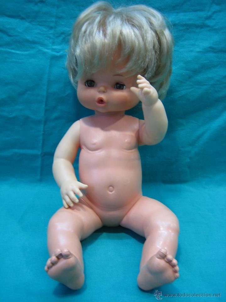 Mu&ntilde;ecas Lesly y Barriguitas: Mu&ntilde;eca de famosa - Foto 1
