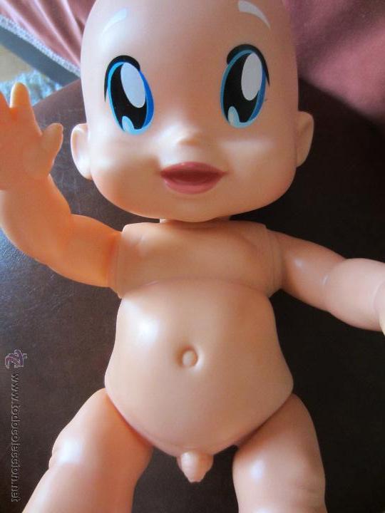 Mu&ntilde;ecas Lesly y Barriguitas: Mu&ntilde;eco de Famosa - Foto 1