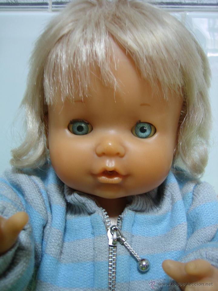 Mu&ntilde;ecas Lesly y Barriguitas: Mu&ntilde;eca de Famosa - Foto 2