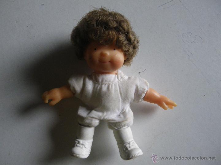 Mu&ntilde;ecas Lesly y Barriguitas: MU&Ntilde;ECA DE FAMOSA  , MARCADA EN NUCA , VER - Foto 1