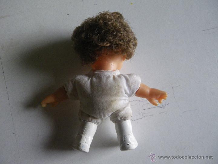 Mu&ntilde;ecas Lesly y Barriguitas: MU&Ntilde;ECA DE FAMOSA  , MARCADA EN NUCA , VER - Foto 2