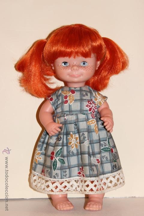 Mu&ntilde;ecas Lesly y Barriguitas: CHATUCA PIPI DE FAMOSA - Foto 1
