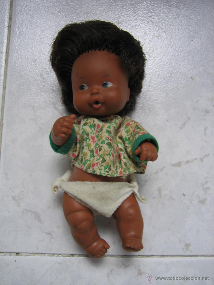 Mu&ntilde;ecas Lesly y Barriguitas: Mu&ntilde;eca barriguitas de Famosa - Foto 1