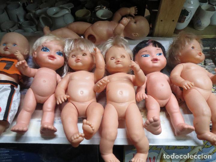 Mu&ntilde;ecas Lesly y Barriguitas: LOTE DE MU&Ntilde;ECAS DE FAMOSA - Foto 1